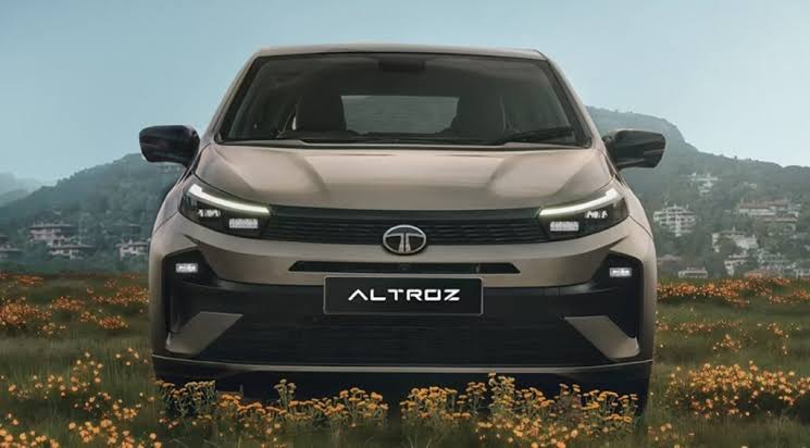 लॉन्च होने वाली है Tata Altroz Facelift, सामने आ गए फीचर्स 3 लॉन्च होने वाली है Tata Altroz Facelift, सामने आ गए फीचर्स