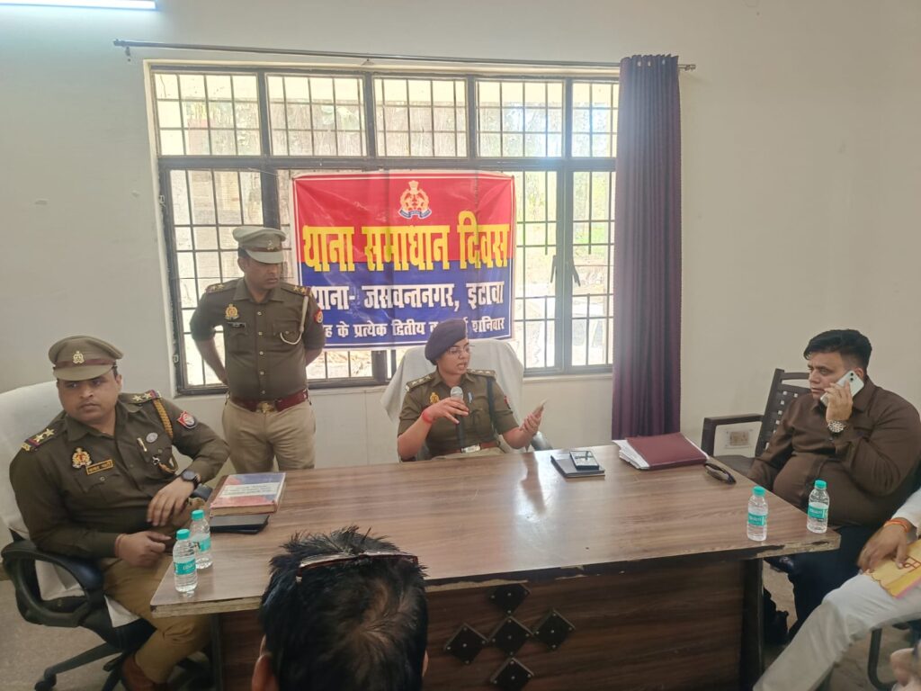 होली पर्व को लेकर थाना सभागार में पीस कमेटी की बैठक आयोजित 3 43472