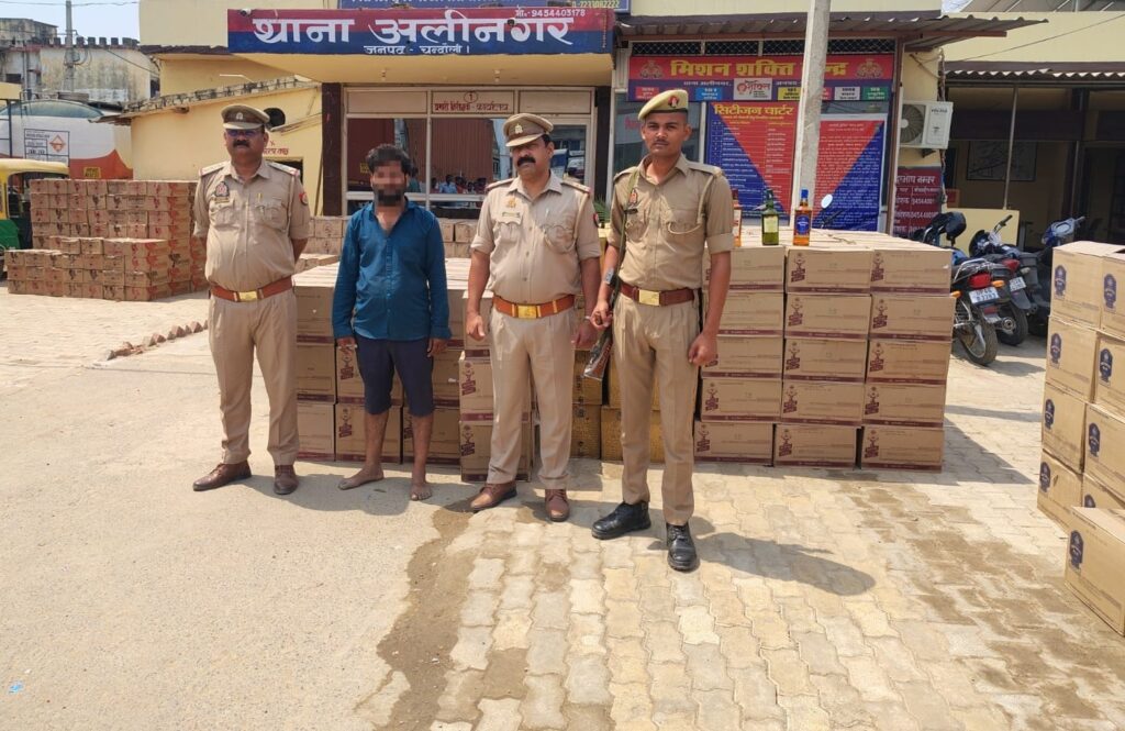 पंजाब से बिहार जा रही 1.65 करोड़ की अवैध शराब पुलिस ने पकड़ी 3 82346