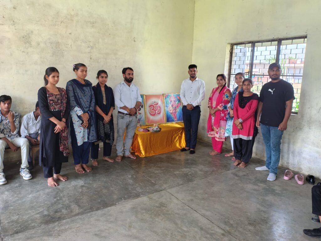 समर अवकाश शिविर का आयोजन,बच्चों के पंचकोषीय विकास पर जोर। 3 99606