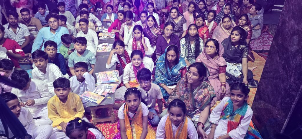 डिजिटल तकनीक से जैन धर्म सीख रहे बच्चे, स्मार्ट टीवी, प्रोजेक्टर और आधुनिक संसाधनों से संचालित हो रही हैं धर्म कक्षाएं 4 123435