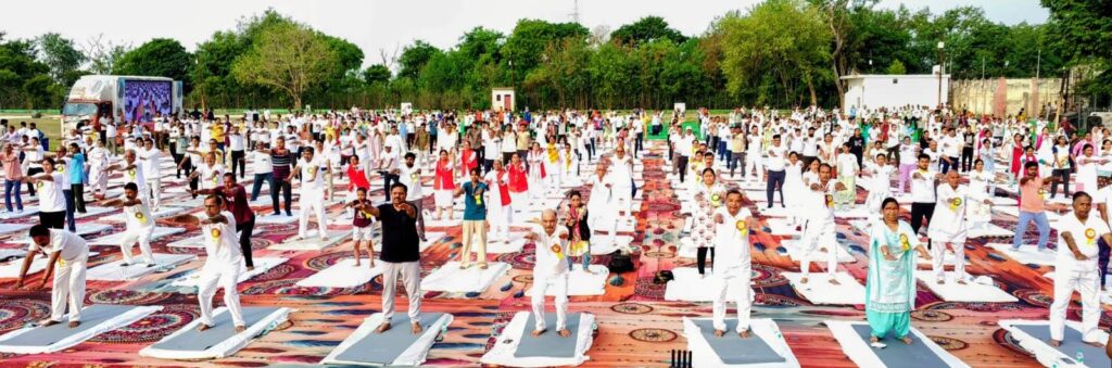 अंतर्राष्ट्रीय योग दिवस पर बोले जयवीर सिंह: योग अपनाइए, स्वास्थ्य, समय और धन तीनों बचाइए 3 126210