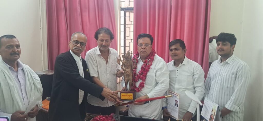 राष्ट्रीय सनातन एकता मंच ने प्रदेश कार्यकारिणी में दी जिम्मेदारी, सलाहकार बने शिव कुमार शुक्ला 3 128353