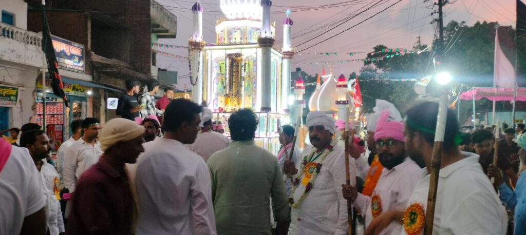 मुहर्रम पर निकला दुलदुल का जुलूस 3 130269