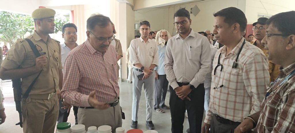तहसील दिवस पर लगा 'आयुष आपके द्वार' शिविर, 100 से अधिक मरीजों का हुआ स्वास्थ्य परीक्षण 3 146527